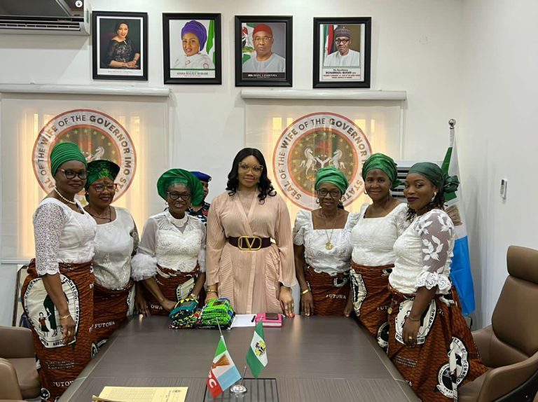 Imo First Lady receives members of the Federal University of Technology Owerri Women Association (FUTOWA)