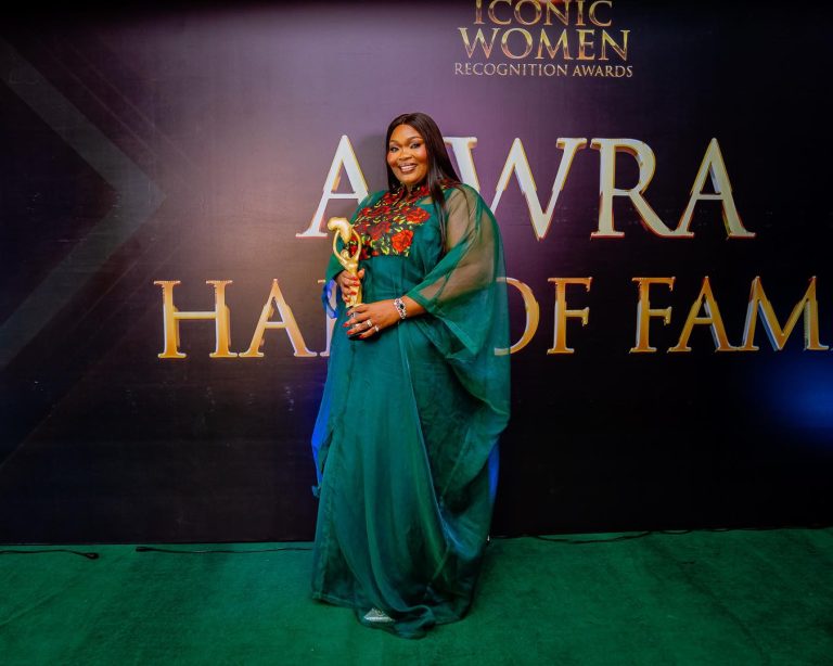 Imo First Lady, HE Chioma Uzodimma is recognized as the Iconic First Lady of the year at the Africa Iconic Women Recognition Awards