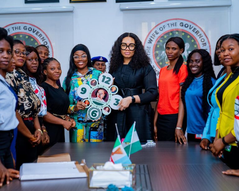 The Council of Vice Presidents of Imo State Students pay a courtesy visit to the Imo State First Lady HE Chioma Uzodimma